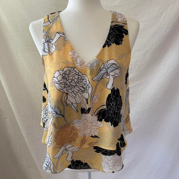 Yellow floral layered - Picture 2 of 5